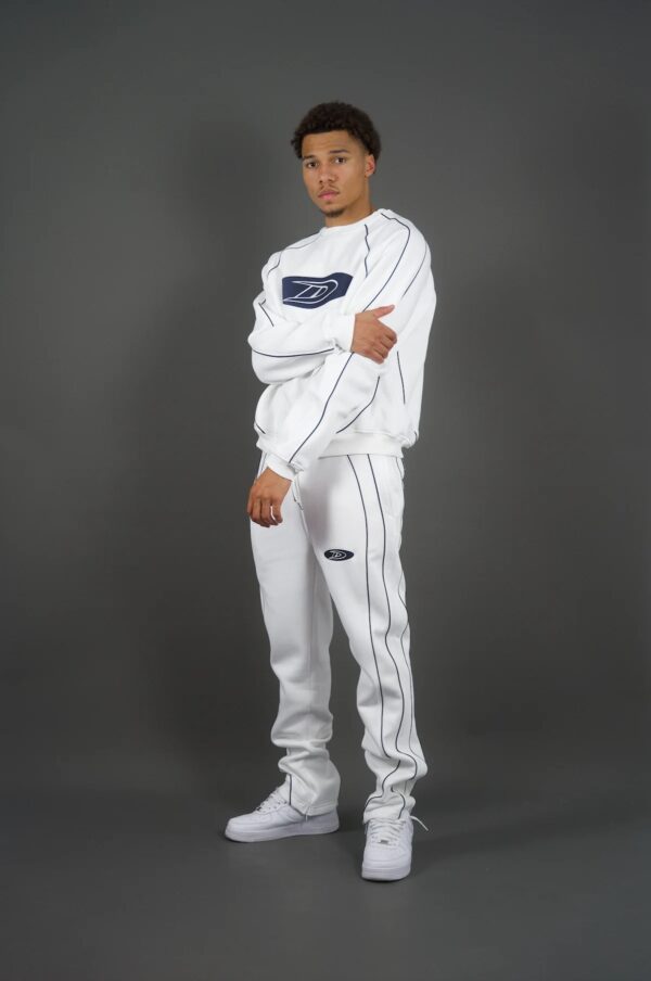 ENSEMBLE  (D) BLACK GOOD WHITE – Image 5